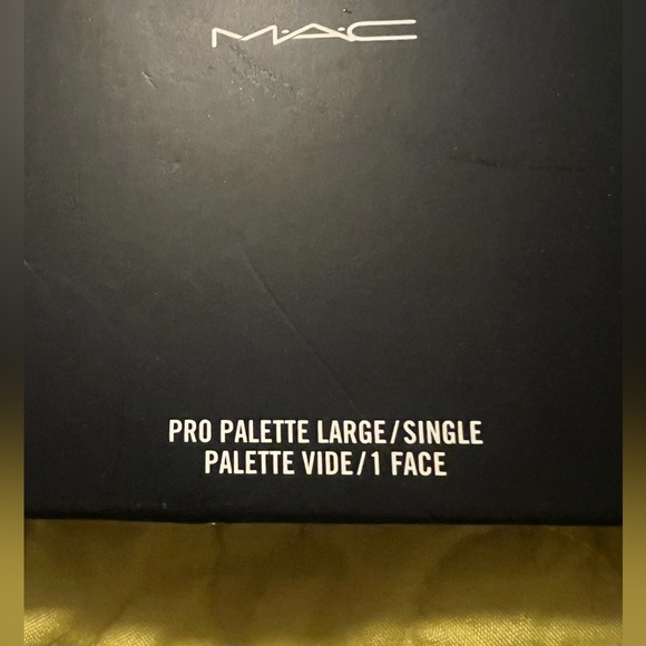NIB MAC Pro Pallete Large - Picture 6 of 6